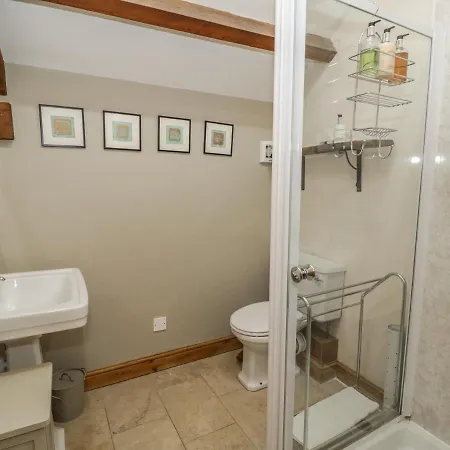 The Coach House בית נופש *